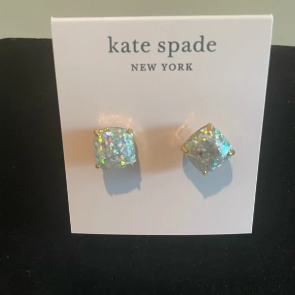 ⭐️NEW Kate Spade Gold and Opal Stud Earrings - Picture 5 of 6